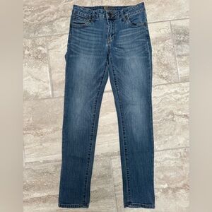 Kut From The Kloth Boyfriend Mid-Rise Straight Jeans Style# KP9065MA2 Size 0